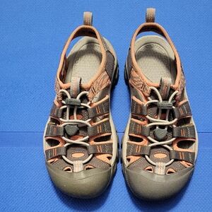 Keen Magnet and Coral Sport Sandals